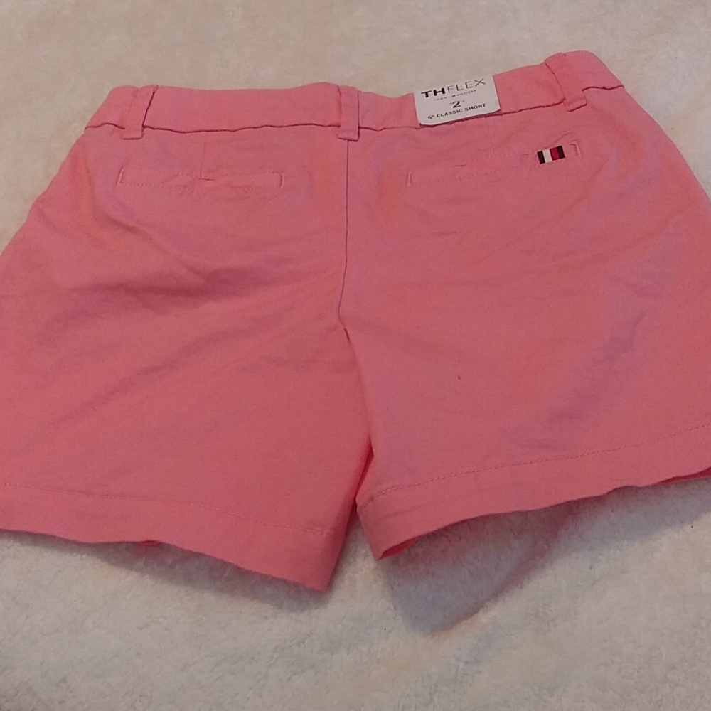 Size 2 Tommy Hilfiger 5" Classic Stretch sho - Picture 2 of 5